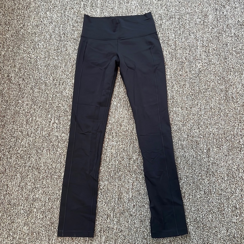 Lululemon Women’s Straight Leg Yoga Pant